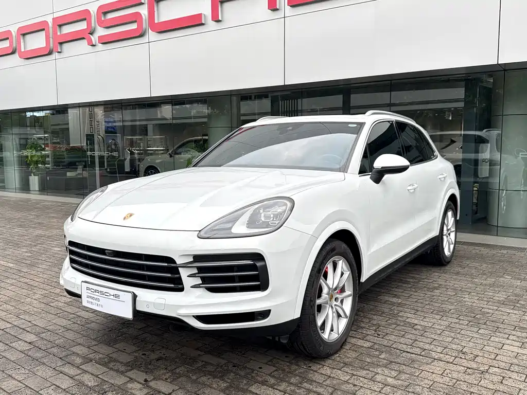 Porsche Cayenne 2020 — фото 1