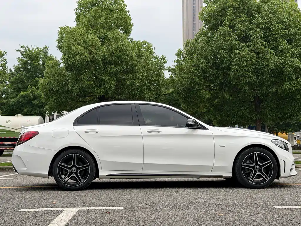 Mercedes-Benz C-Class 2021 — фото 4