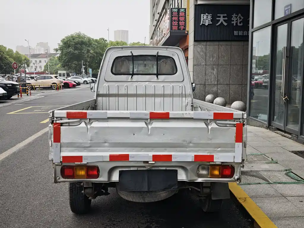 Wuling Zhiguang Mini Truck 2016 — фото 8
