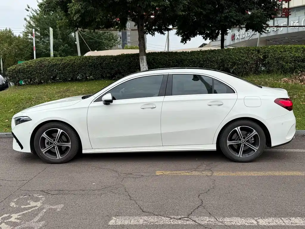 Mercedes-Benz A-Class 2023