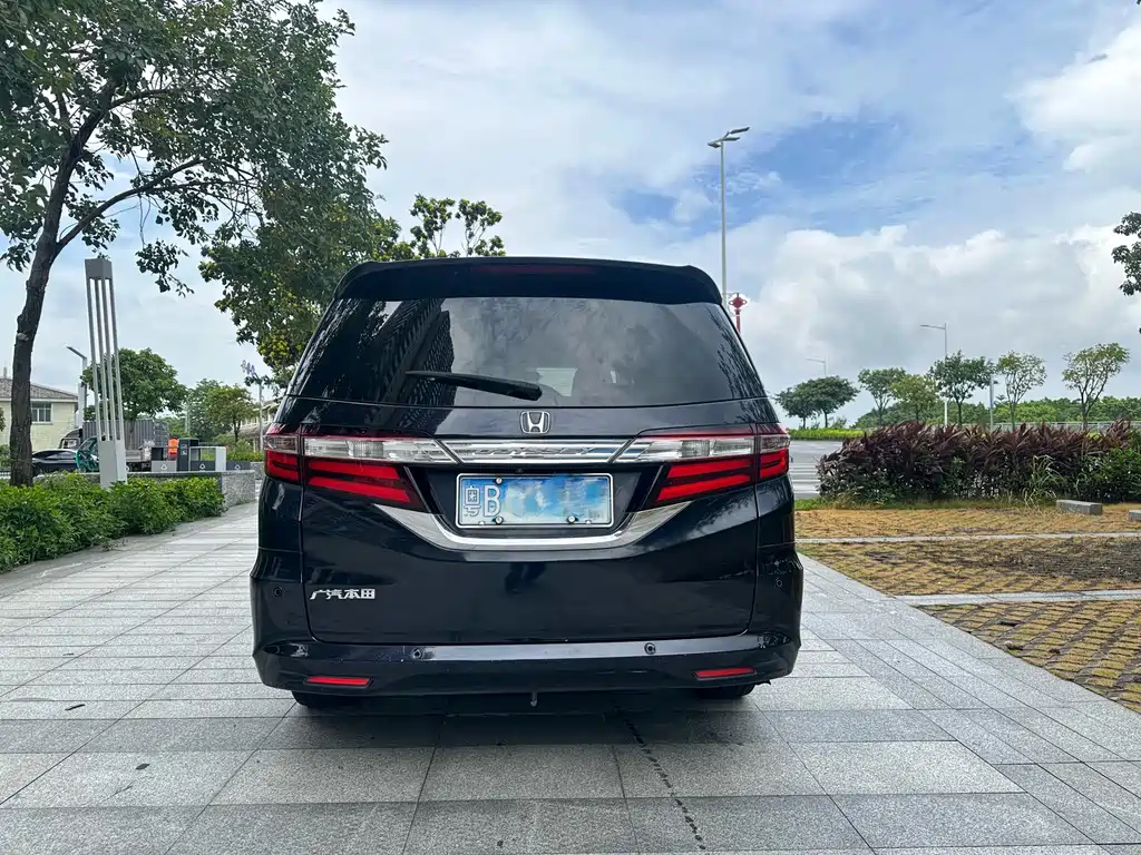 Honda Odyssey 2017 — фото 4
