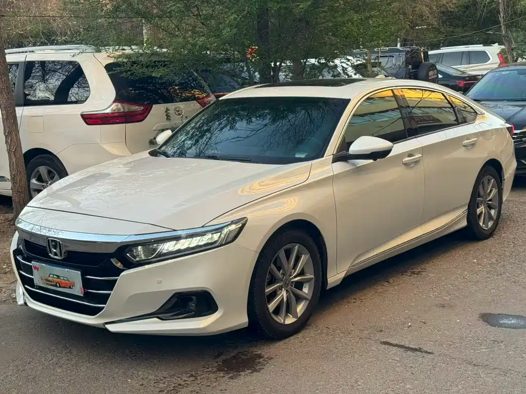 Honda Accord 2022 — фото 3