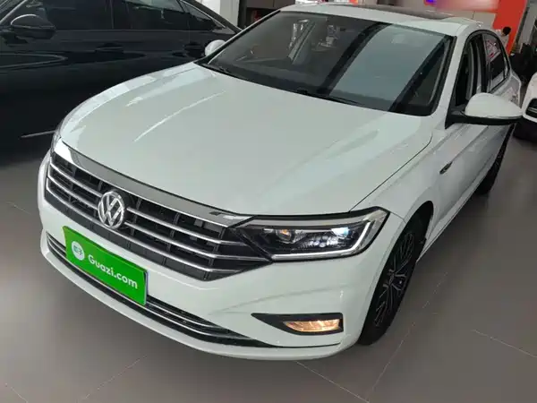 Volkswagen Sagitar 2020