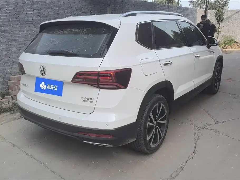 Volkswagen Tharu 2020