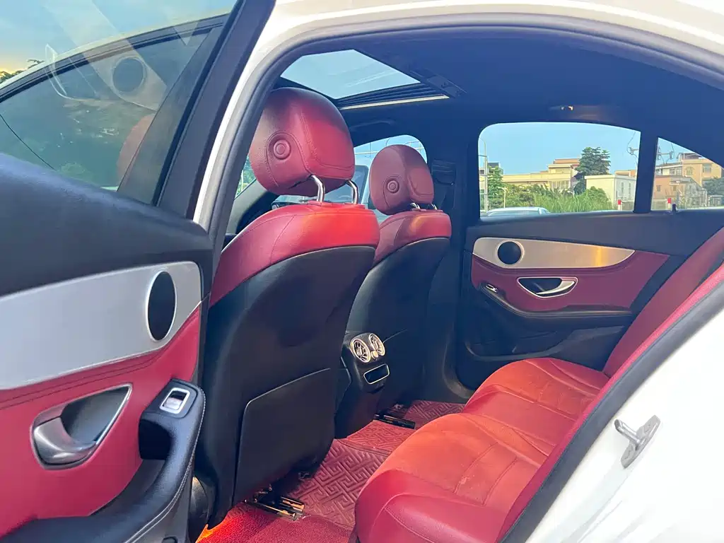 Mercedes-Benz C-Class 2019