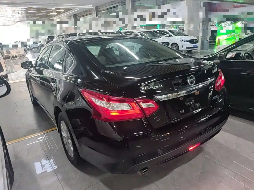 Nissan Teana 2018