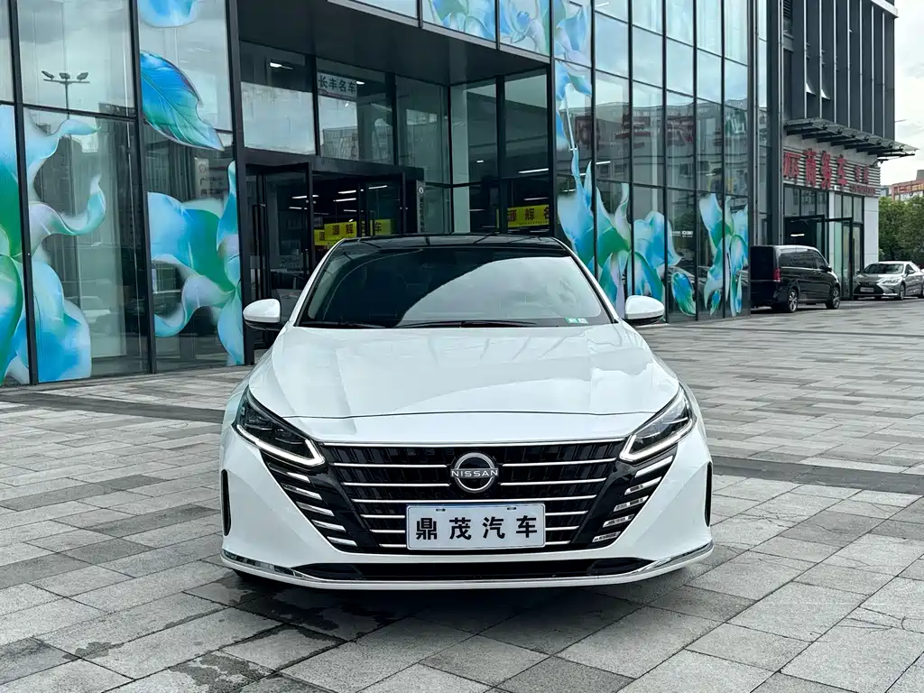 Nissan Teana 2025