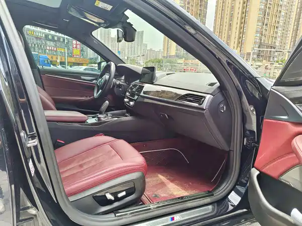 BMW 5 Series 2020