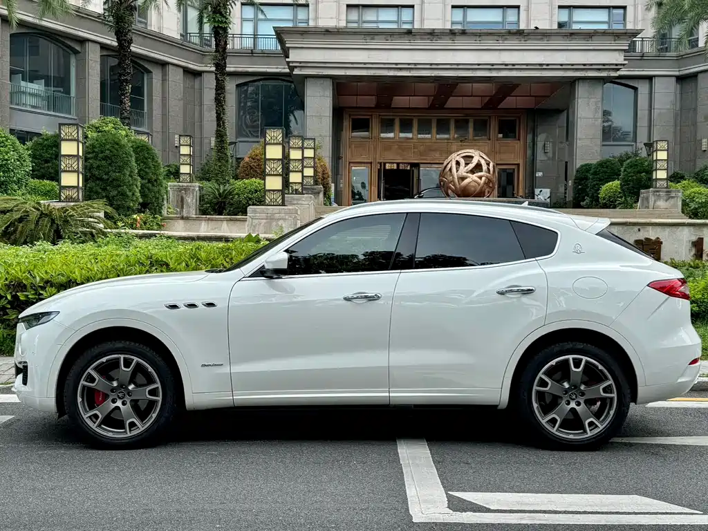 Maserati Levante 2020