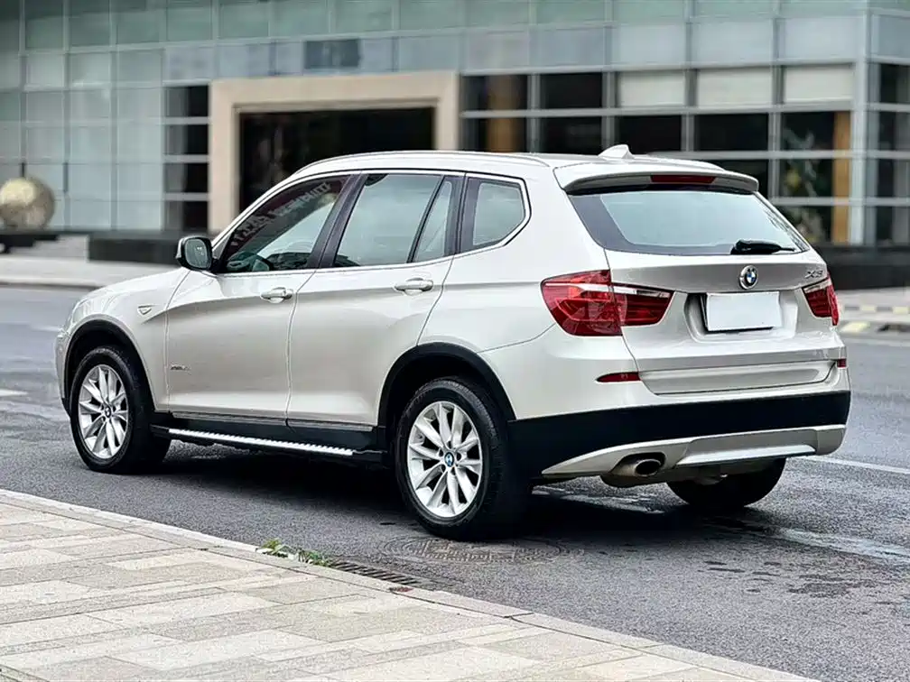 BMW X3 2014 — фото 24