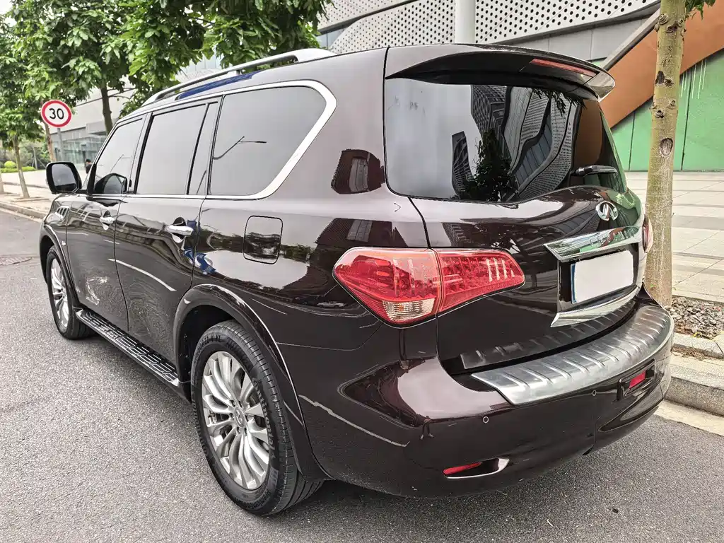 Infiniti QX80 2016 — фото 8