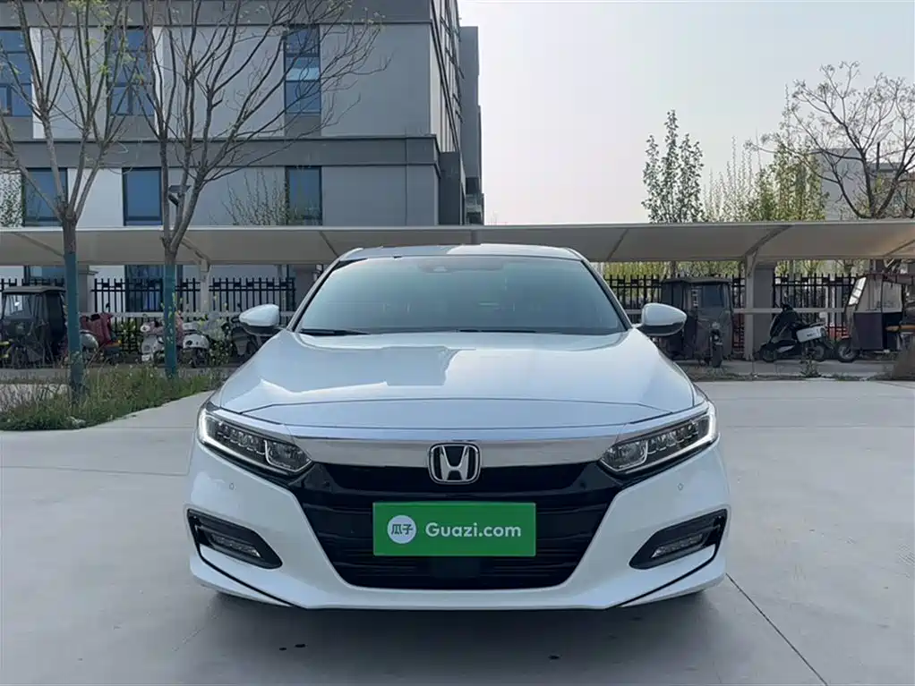 Honda Accord 2020 — фото 19