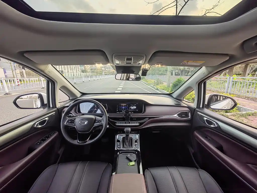 GAC Motor Trumpchi M6 2025 — фото 10