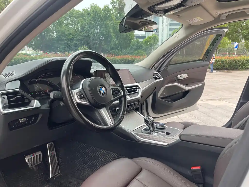 BMW 3 Series 2020
