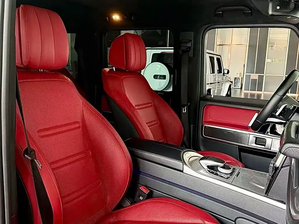Mercedes-Benz G-Class 2023