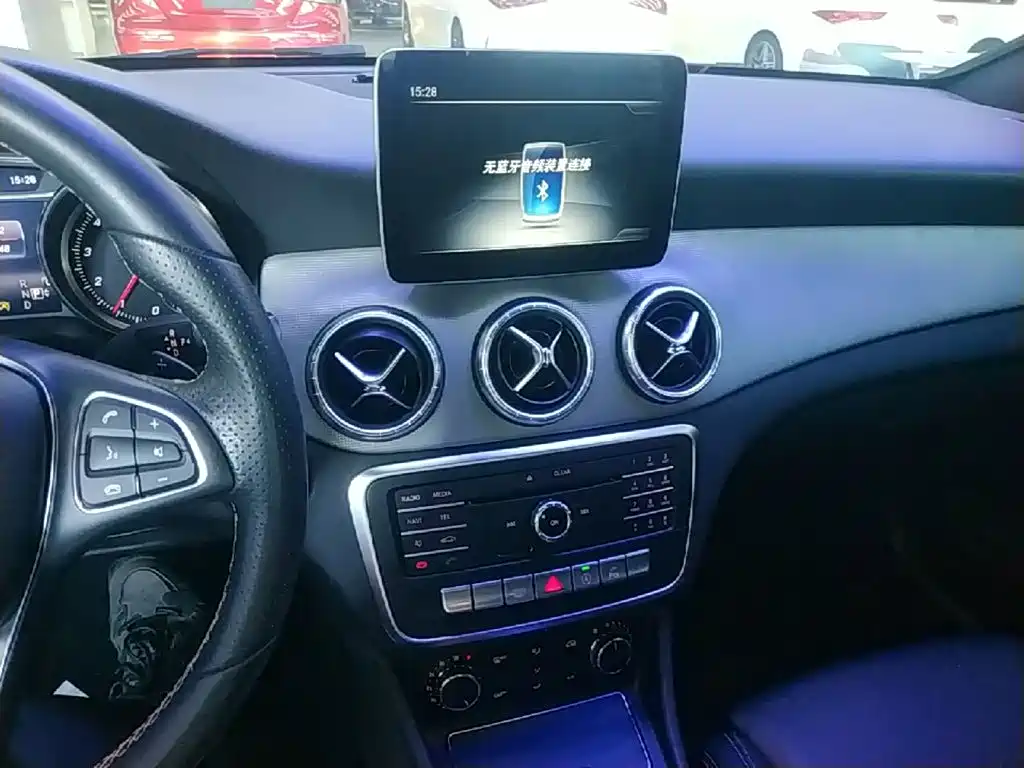 Mercedes-Benz CLA 2018 — фото 13