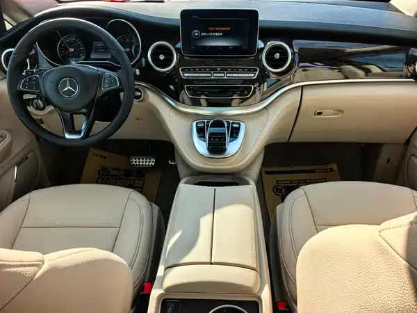 Mercedes-Benz V-Class 2016