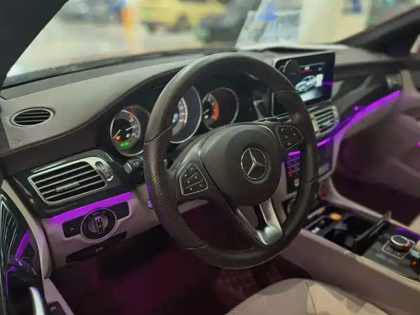 Mercedes-Benz CLS 2016