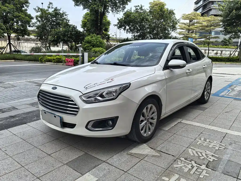 Ford Forrest 2016