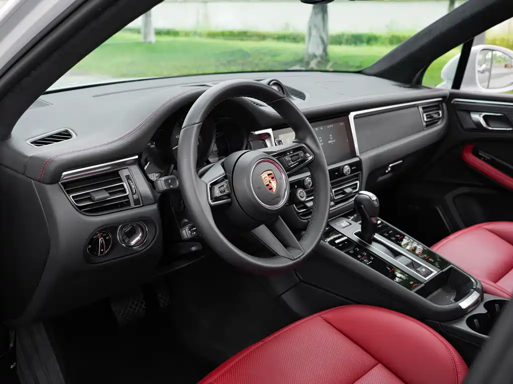 Porsche Macan 2022 — фото 13
