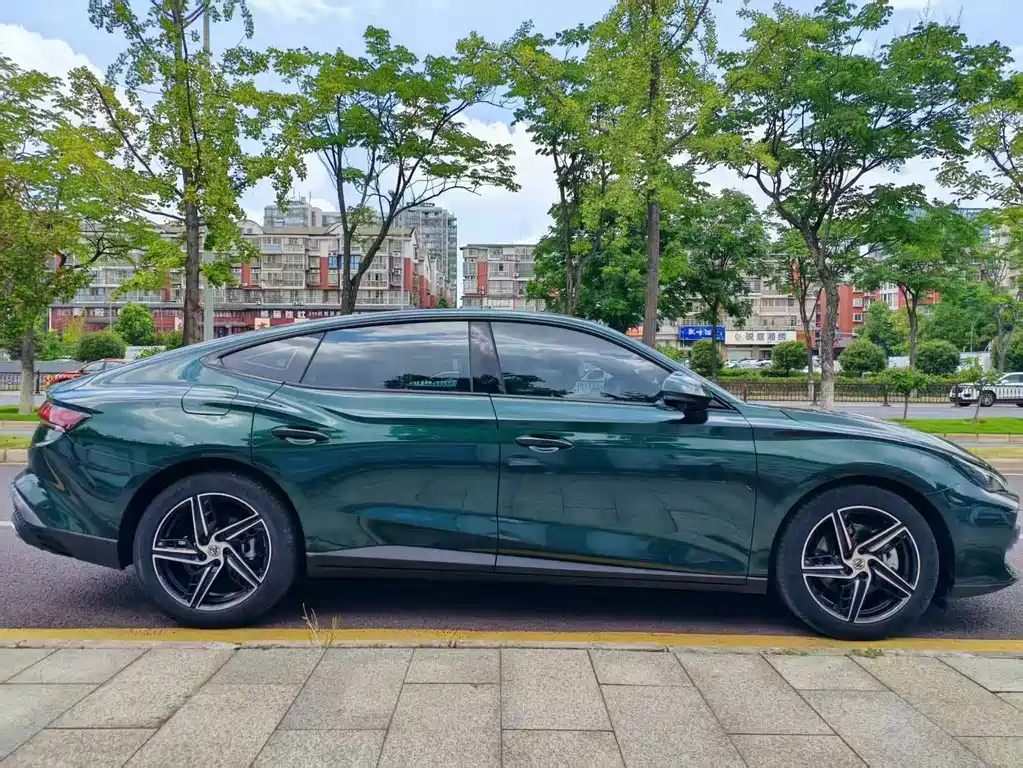 MG7 2023 — фото 4