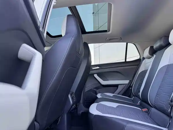 Volkswagen Tharu 2025