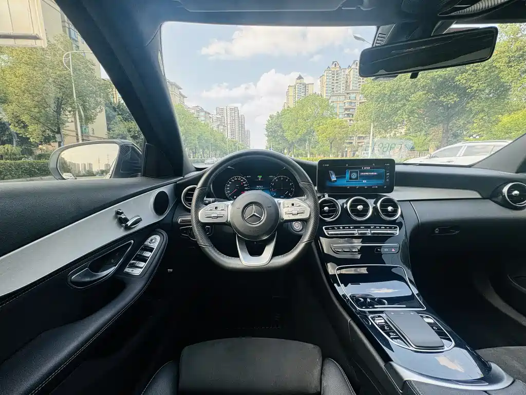 Mercedes-Benz C-Class 2020 — фото 6