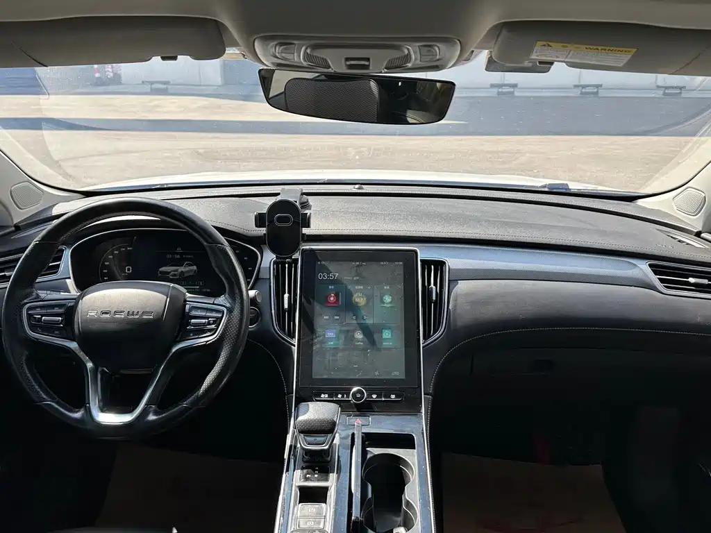 Roewe i6 MAX New Energy 2022 — фото 11