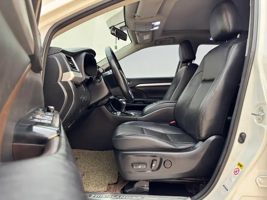 Toyota Highlander 2016