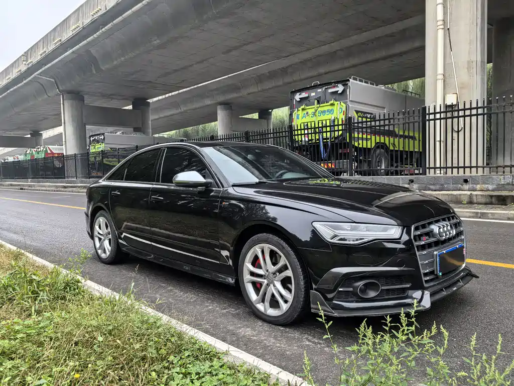 Audi S6 2018 — фото 3