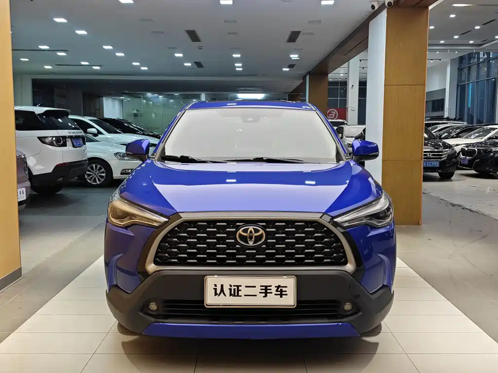 Toyota Corolla Cross 2022 — фото 4