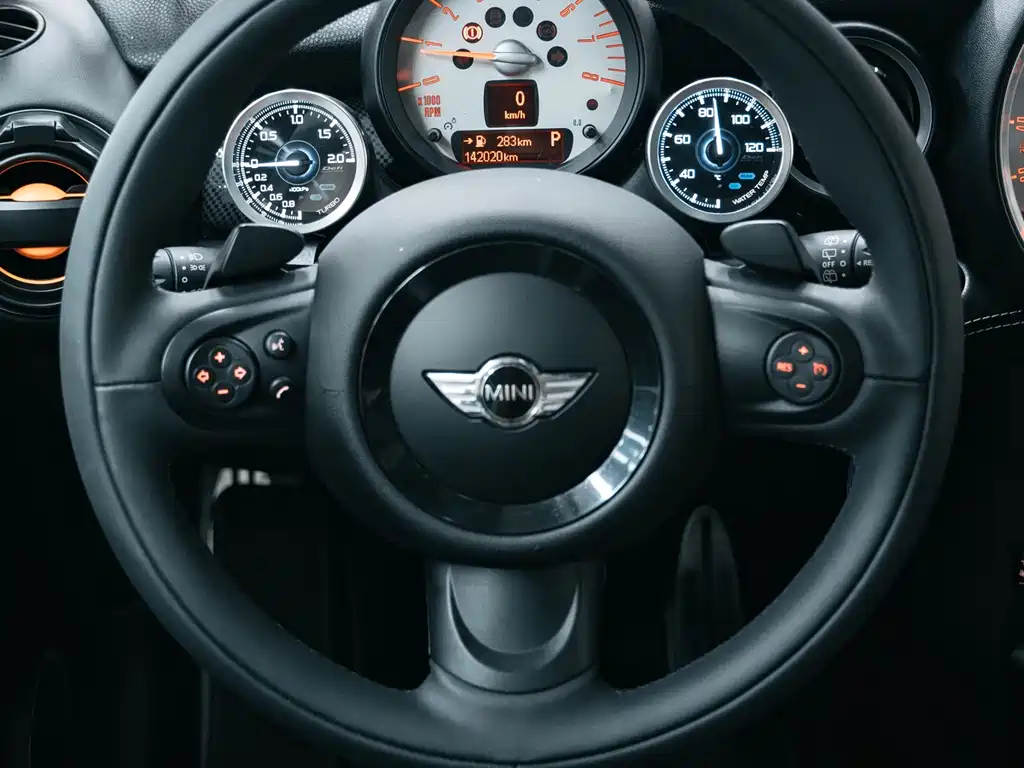 MINI Clubman 2013 — фото 12
