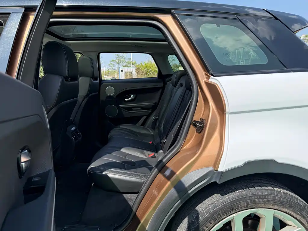 Land Rover Evoque 2015 — фото 8