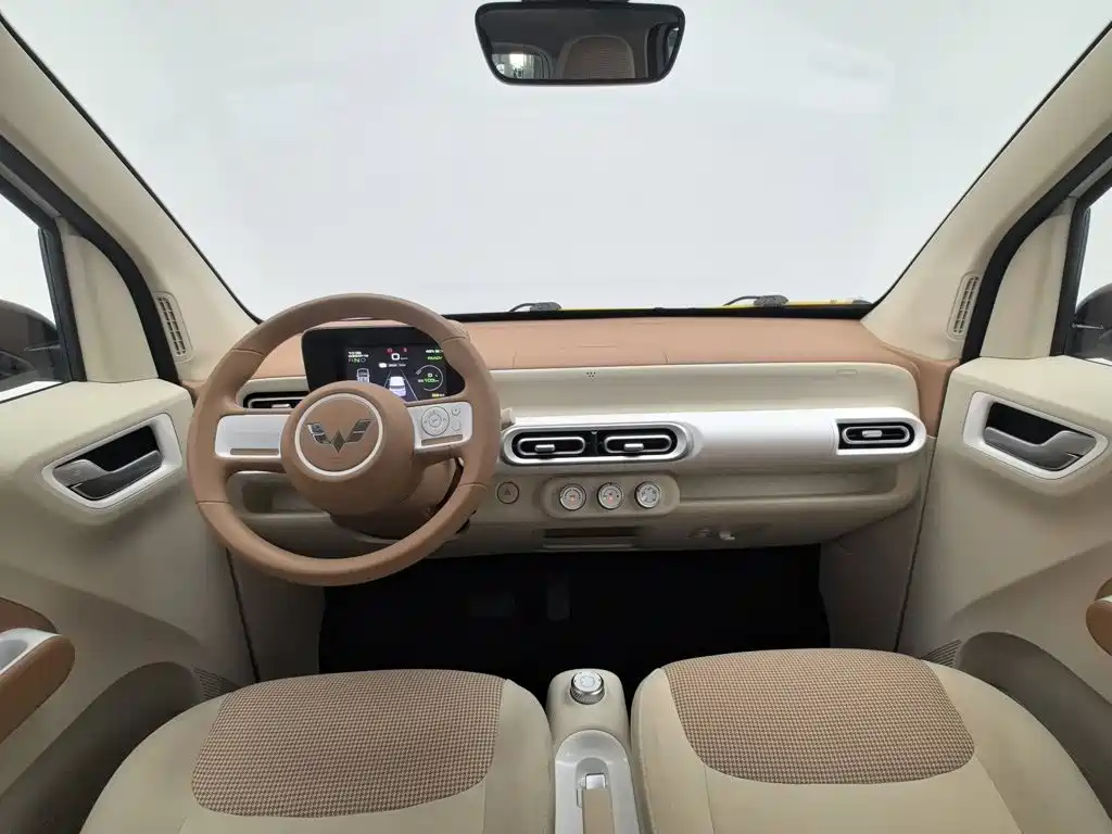 Wuling Hongguang MINIEV 2025