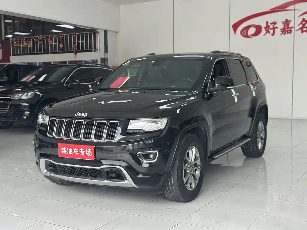 Jeep Grand Cherokee 2015 — фото 3