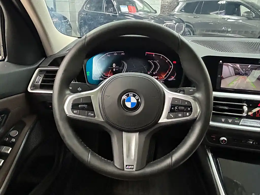 BMW 3 Series 2020 — фото 16