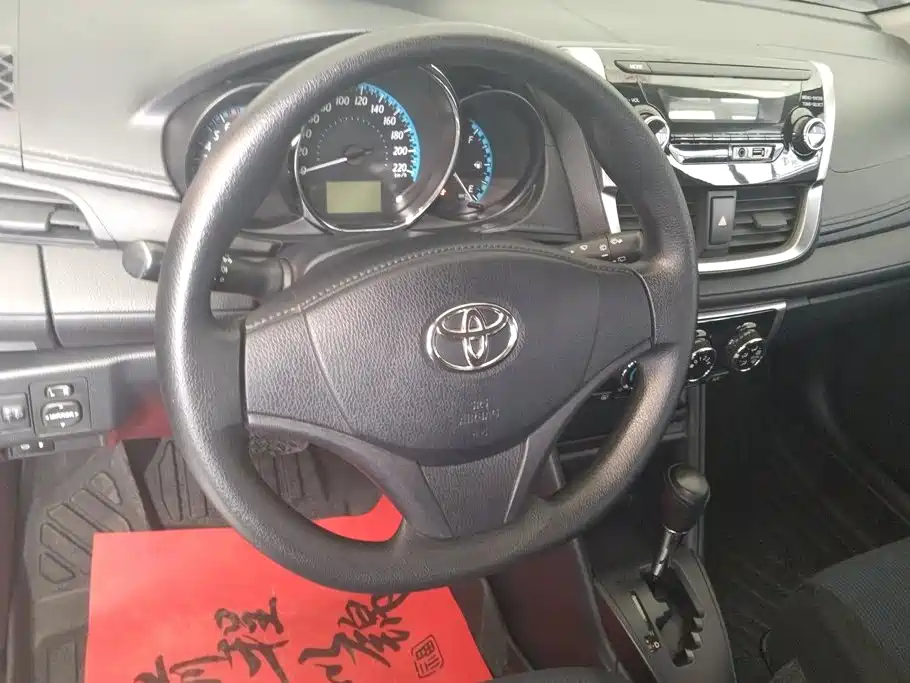 Toyota Yaris L 2019 — фото 15