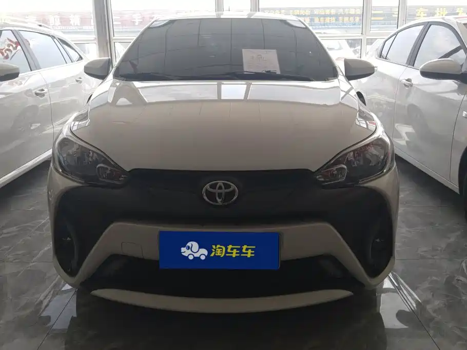 Toyota Yaris L 2019