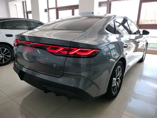 BYD Qin L 2024