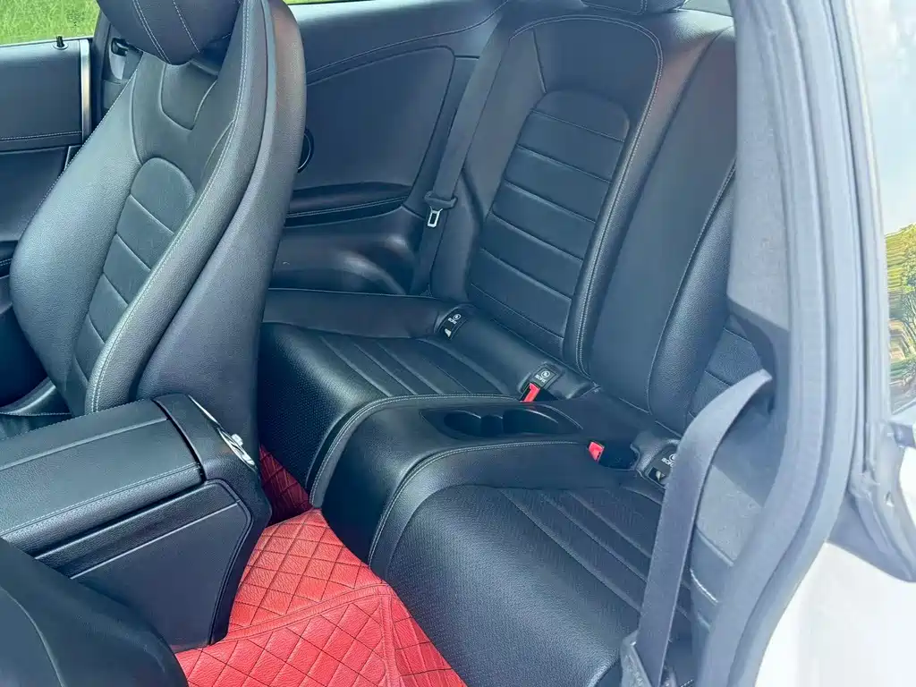 Mercedes-Benz C-Class 2020