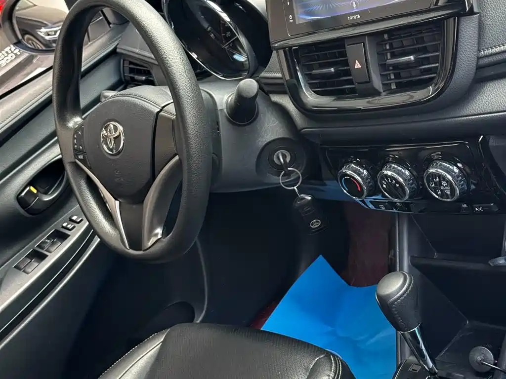 Toyota Vios 2022 — фото 22