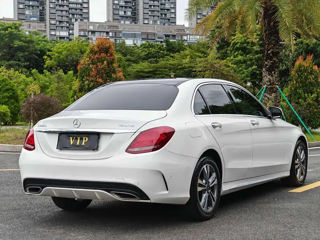 Mercedes-Benz C-Class 2017
