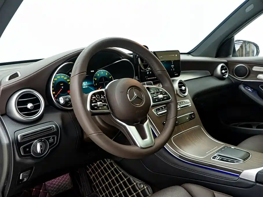 Mercedes-Benz GLC 2022 — фото 17