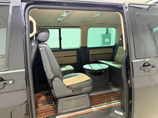 Volkswagen Metroway 2016