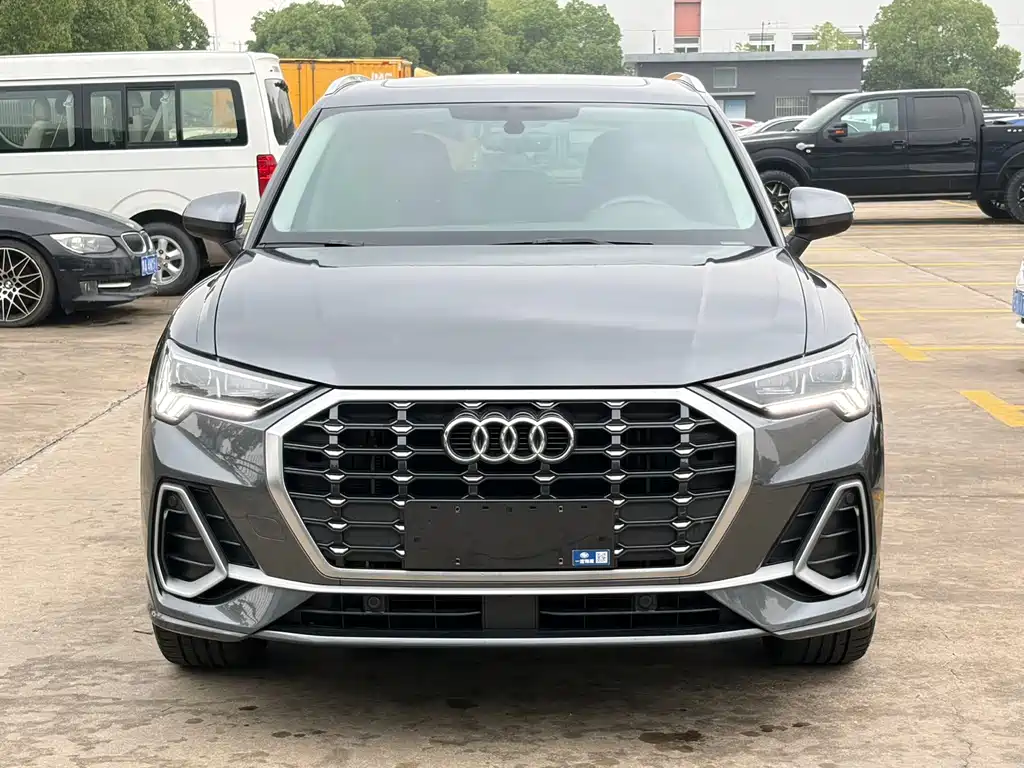 Audi Q3 2022