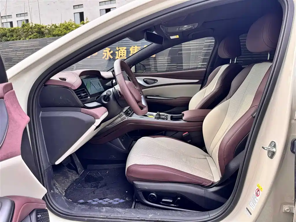 BYD Seal 07 DM-i 2025 — фото 5
