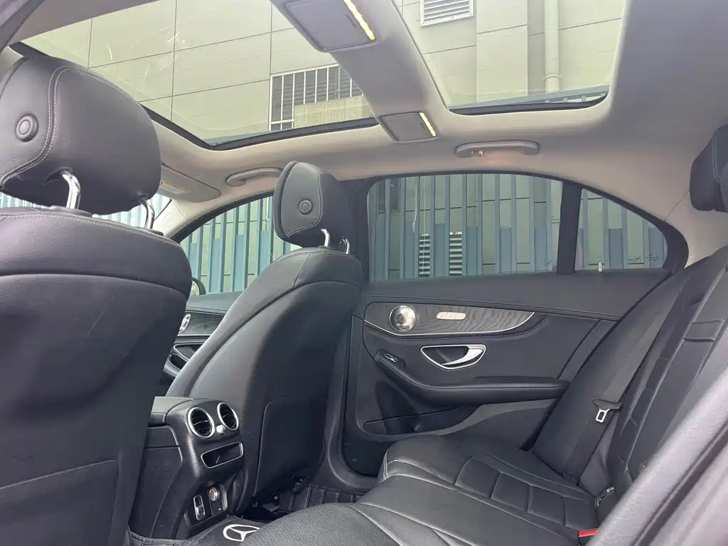 Mercedes-Benz C-Class 2020 — фото 11