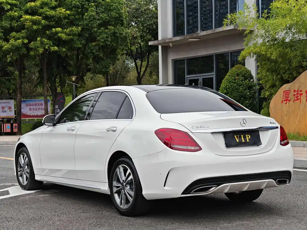 Mercedes-Benz C-Class 2017