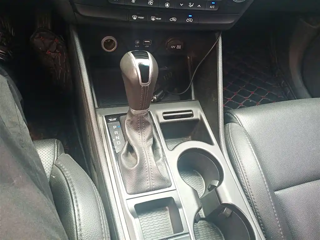 Hyundai Tucson 2016 — фото 12