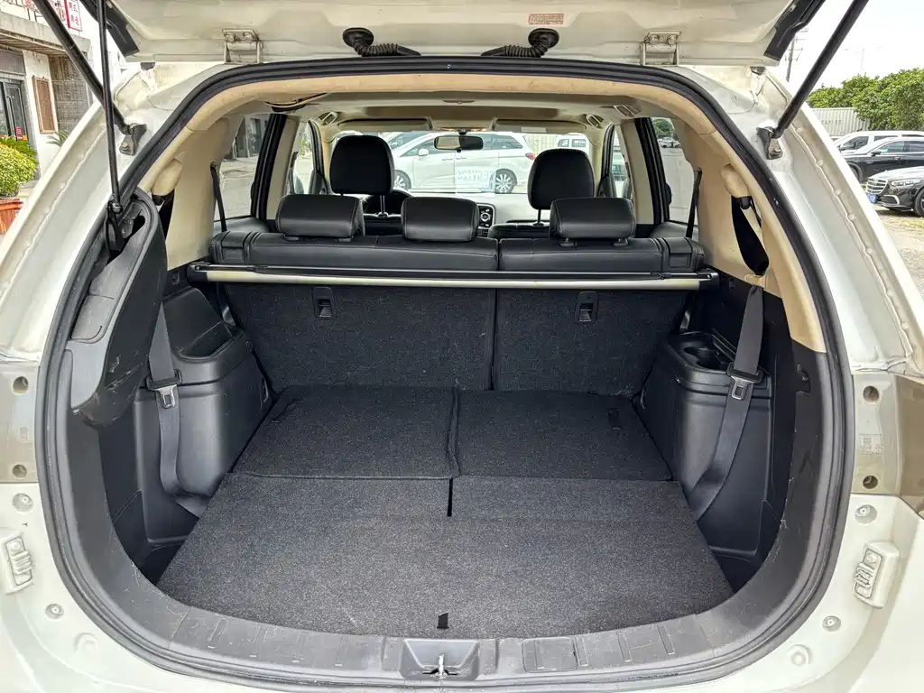 Mitsubishi Outlander 2015 — фото 17